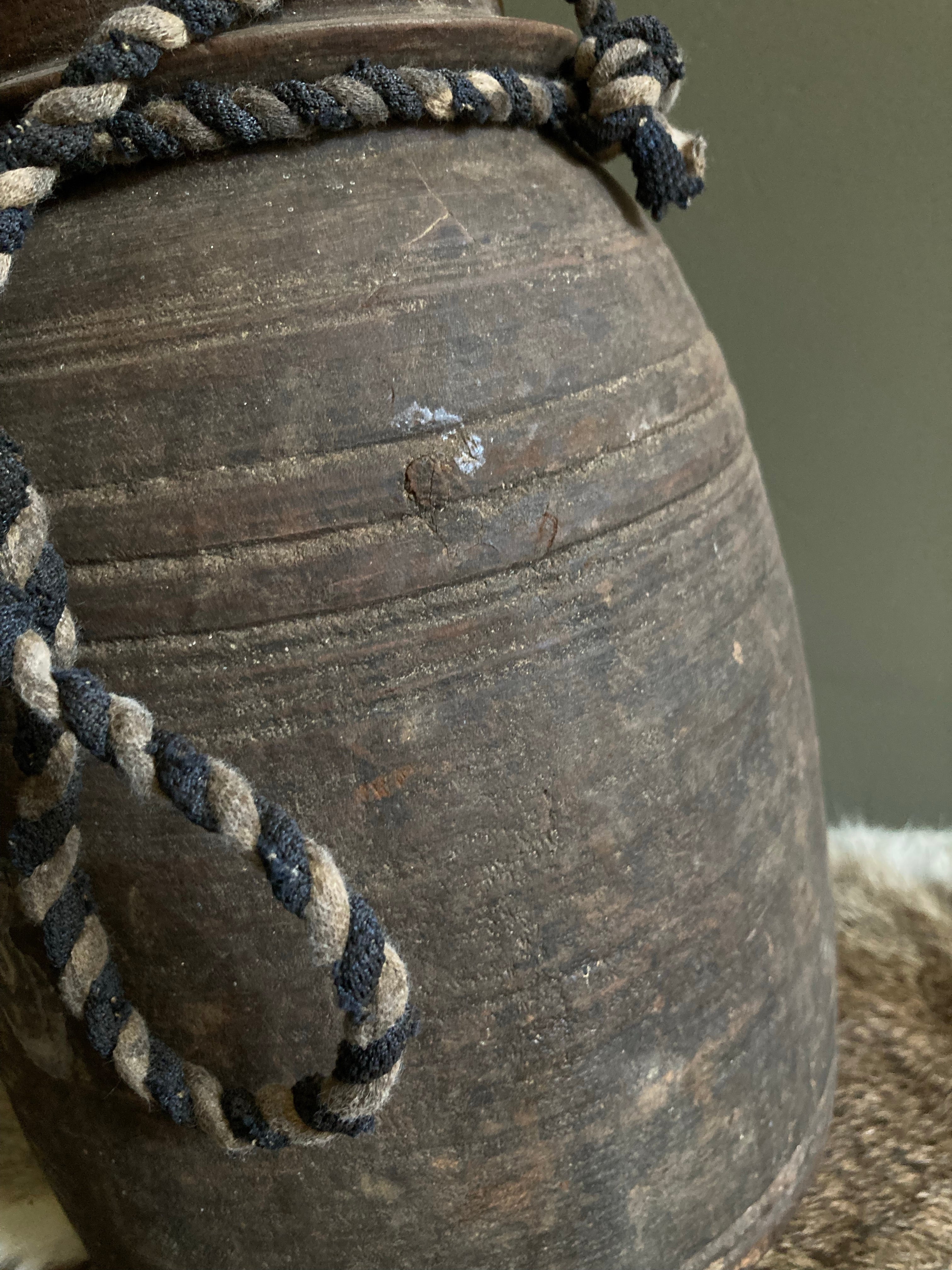 Nepalese pot/kruik 12