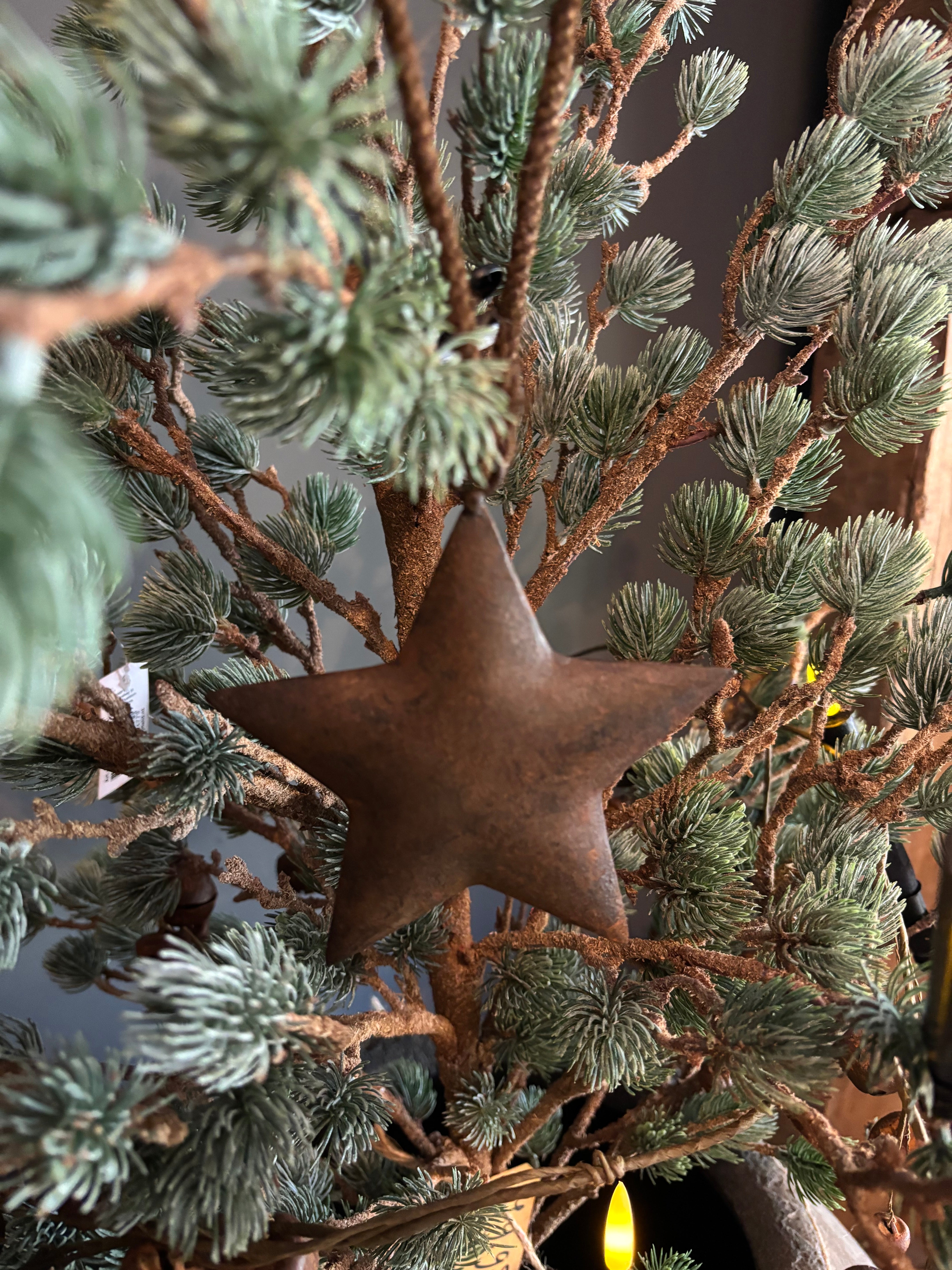 Metalen ster roest M