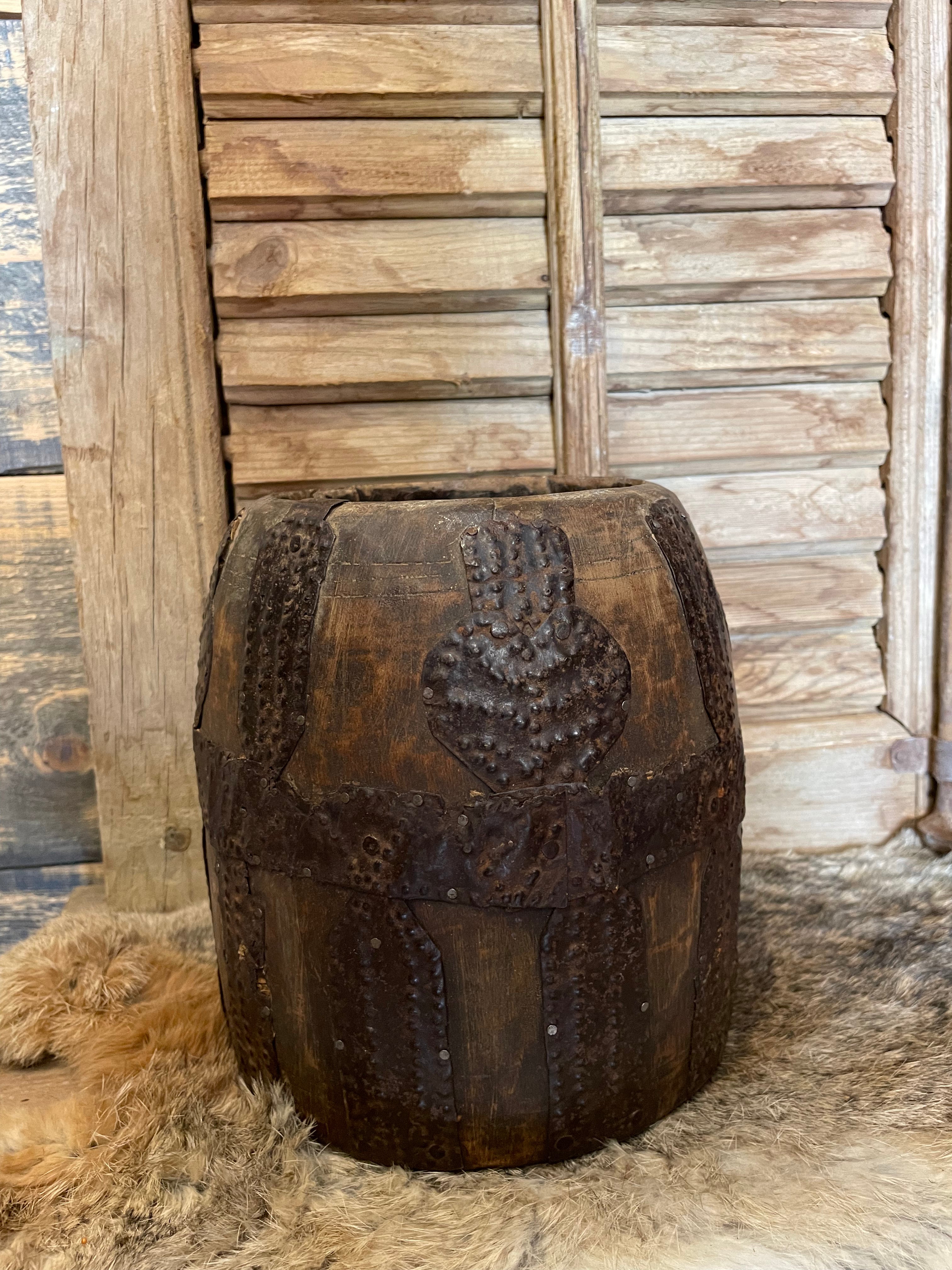 Nepalese pot/kruik 17